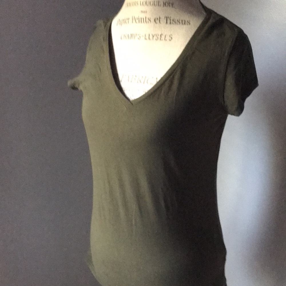 Guess Perfect Tee - Picture 3 of 5